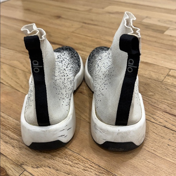 ALO Black and White Speckled Sock Sneakers size 8 - Picture 5 of 9